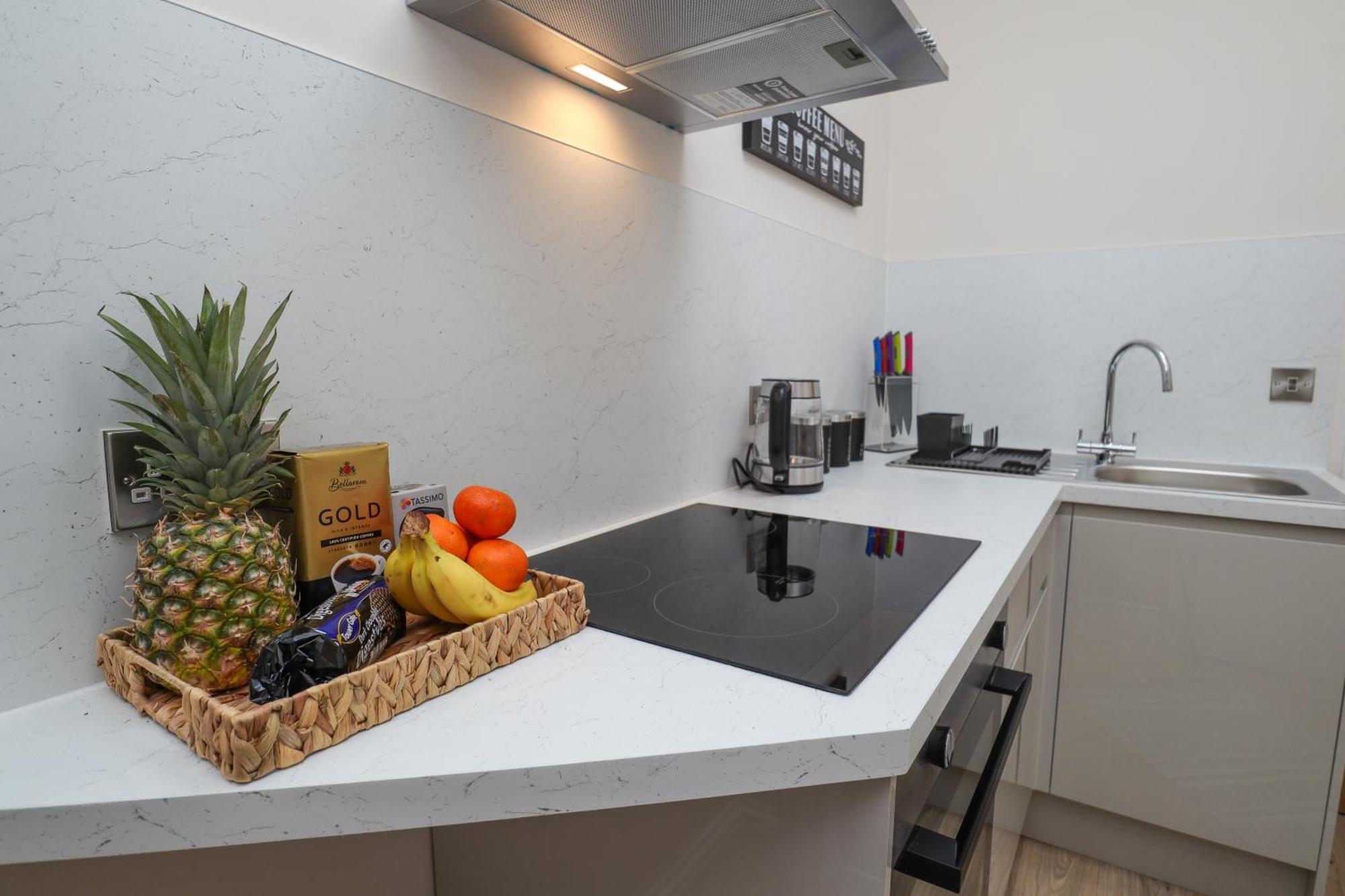 One Bed Apartment, Close To Train, City, Beach And Hospital Long Booking Welcome Eastbourne Zewnętrze zdjęcie
